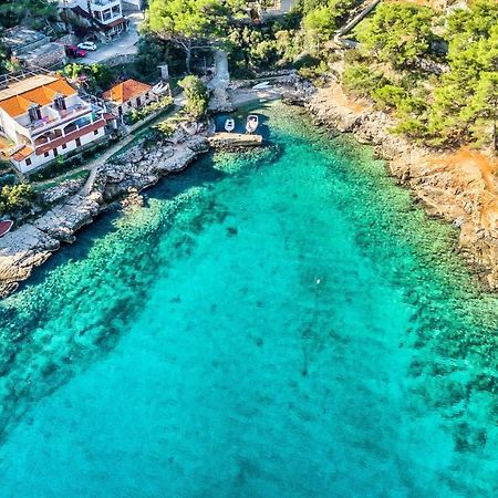 Apartments By The Sea Basina, Hvar - 5699 Vrbanj Buitenkant foto