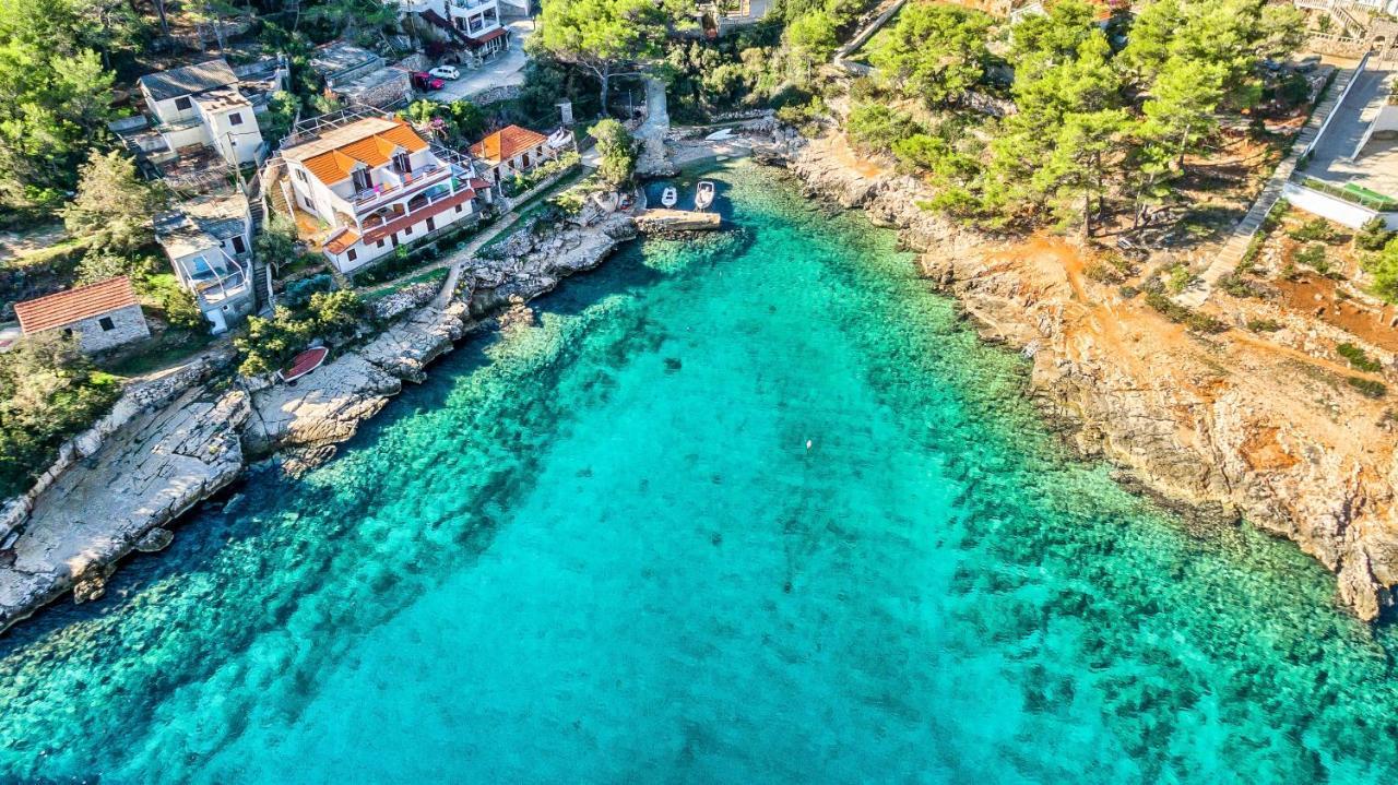 Apartments By The Sea Basina, Hvar - 5699 Vrbanj Buitenkant foto